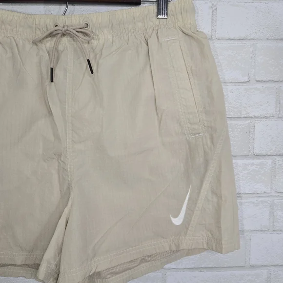 NIKE nylon shorts - Picture 2 of 12